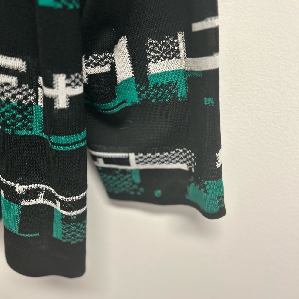 Ming Wang Black and Green Knit Cardigan - Picture 8 of 14